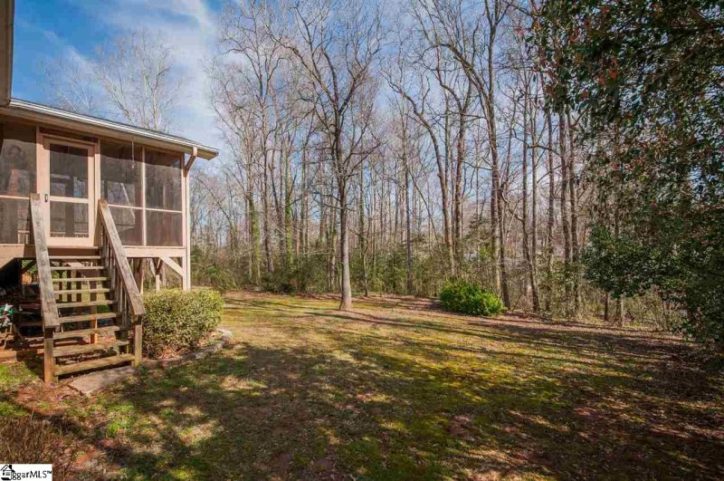 Property image 3 at 308 Barry Drive, Greer, SC 29650