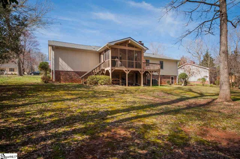 Property image 4 at 308 Barry Drive, Greer, SC 29650