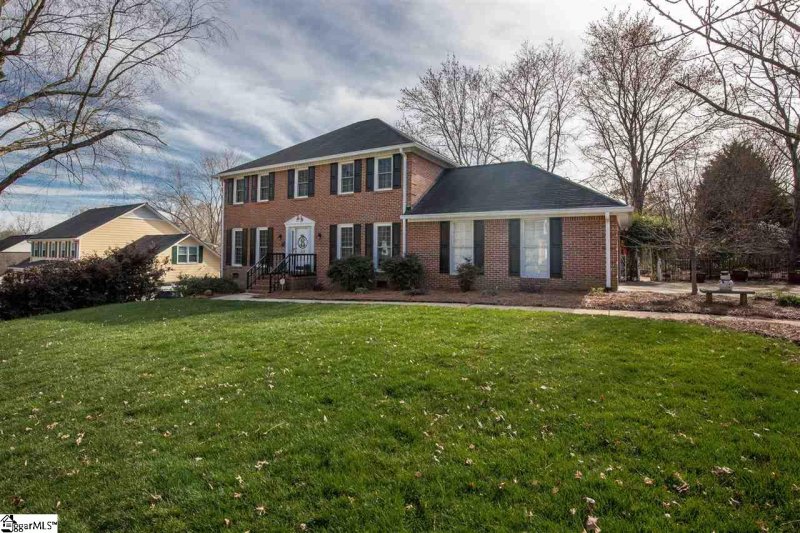 Property image 2 at 212 Burning Bush Road, Greenville, SC 29607