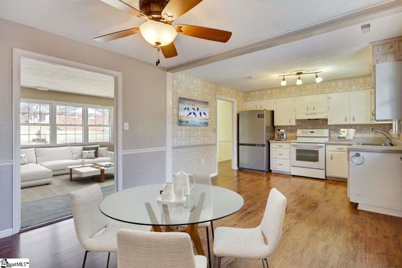 Property image 3 at 132 Hendrix Drive, Boiling Springs, SC 29316-8384
