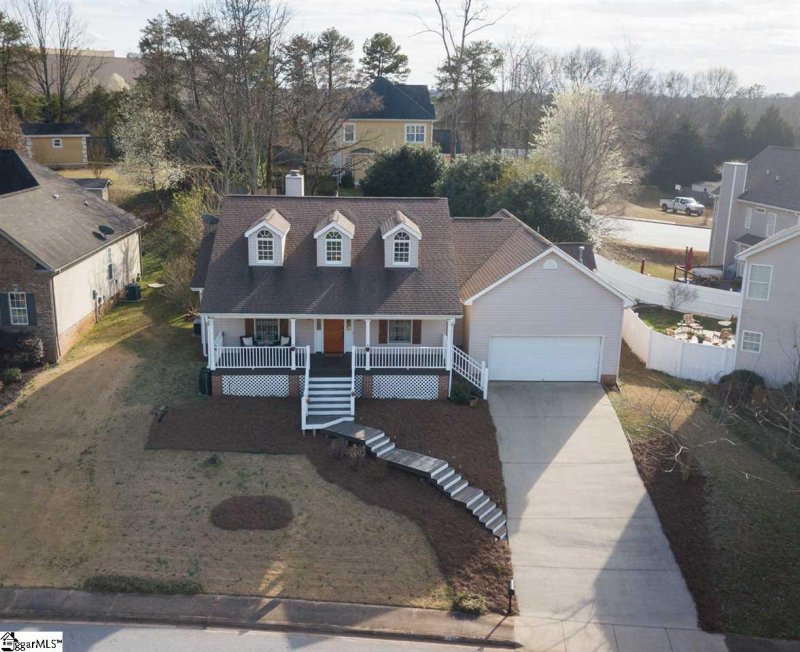 Property image 2 at 12 Springhouse Way, Greenville, SC 29607