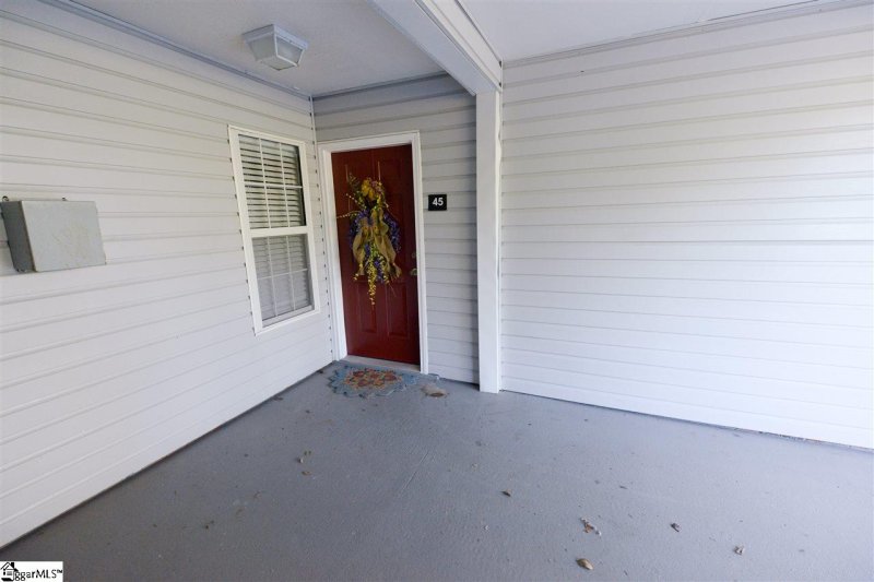 Property image 2 at 4614 Old Spartanburg Road, Taylors, SC 29687