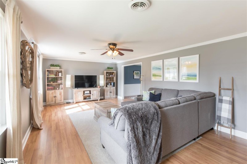 Property image 4 at 136 Galerie Drive, Easley, SC 29642