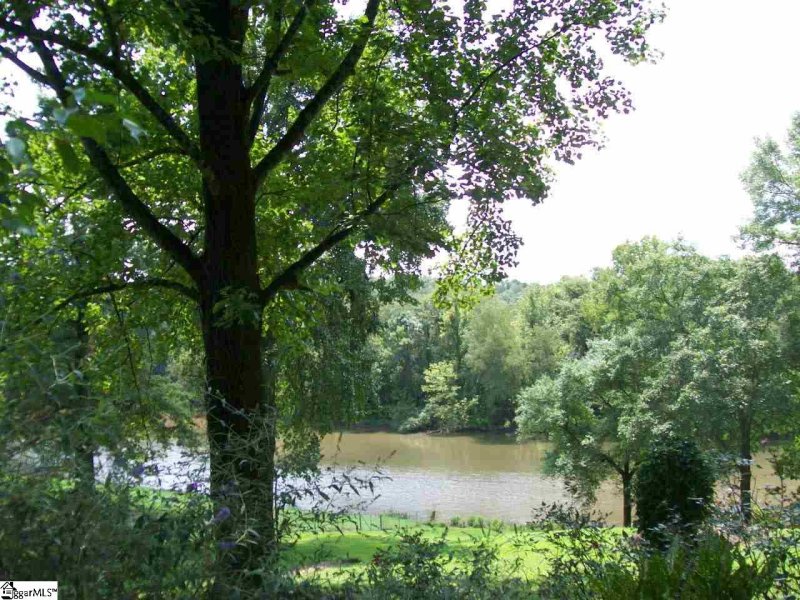 Property image 3 at 32 HARBOR Drive, Greenville, SC 29611