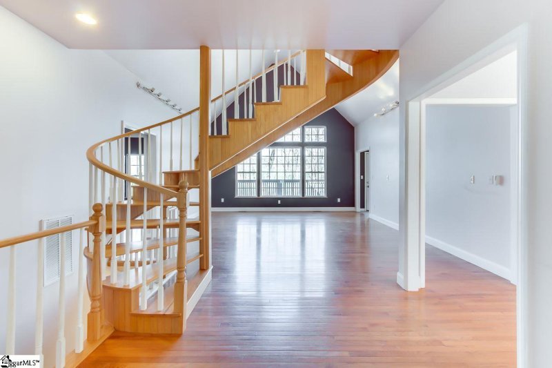 Property image 3 at 207 Laconia Drive, Travelers Rest, SC 29690