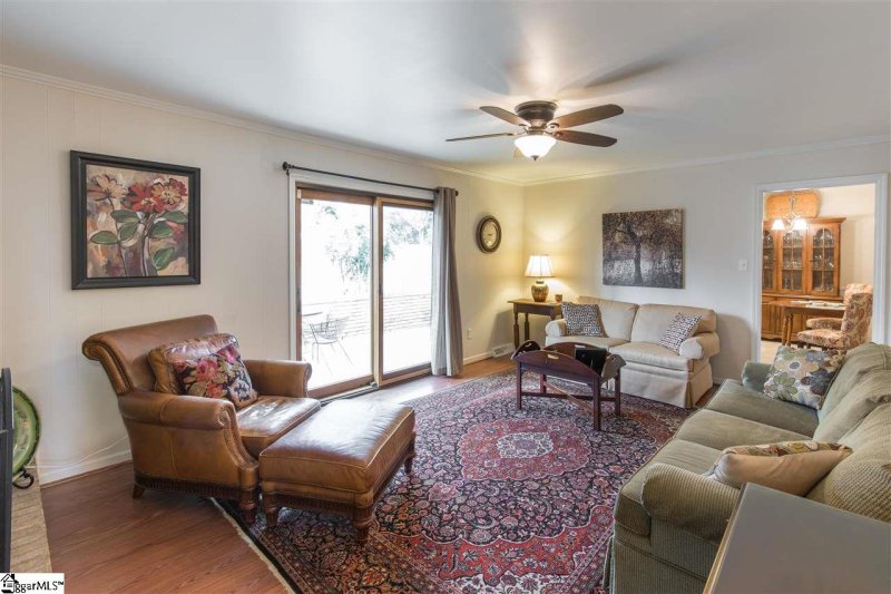 Property image 3 at 404 Holly Road, Taylors, SC 29687