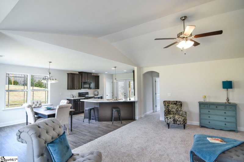 Property image 4 at 248 Redcoat Court, Simpsonville, SC 29680