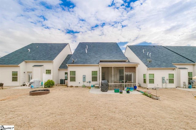 Property image 4 at 340 Bellerive Drive, Duncan, SC 29334
