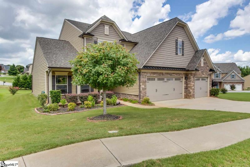 119 Chandler Crest Court