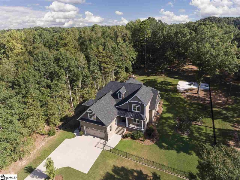 Property image 2 at 112 Greybridge Road, Pelzer, SC 29669
