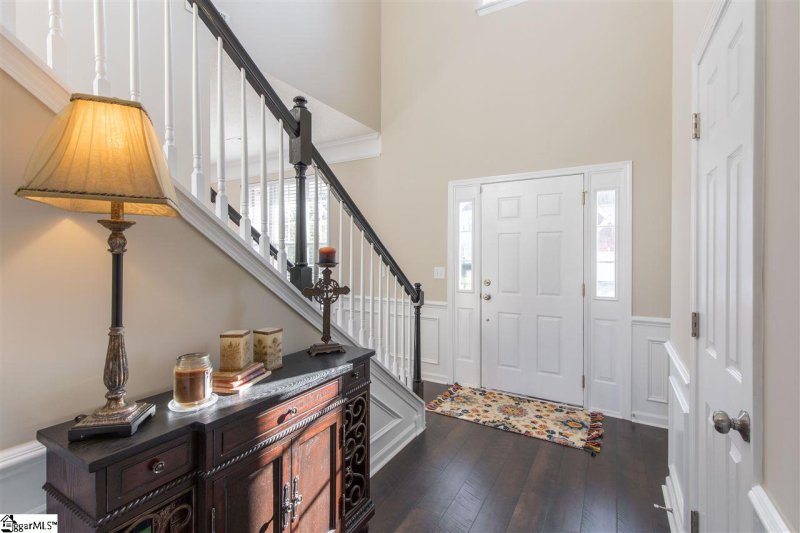 Property image 2 at 12 Surrywood Drive, Greenville, SC 29607