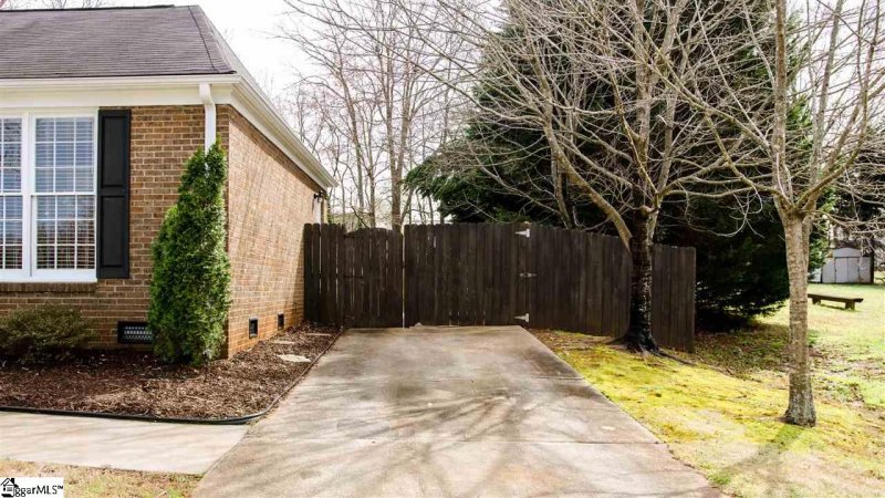 Property image 4 at 4946 Vineyard Lane, Greenville, SC 29615