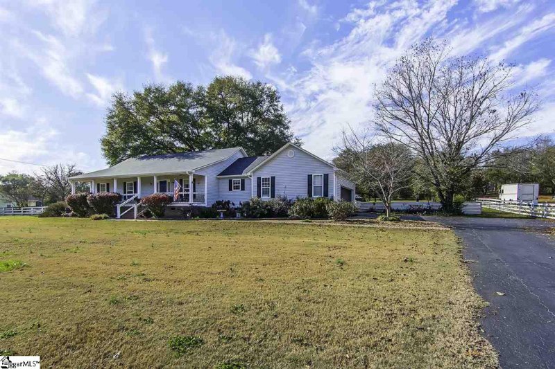 Property image 3 at 112 Kingswood Circle, Simpsonville, SC 29681
