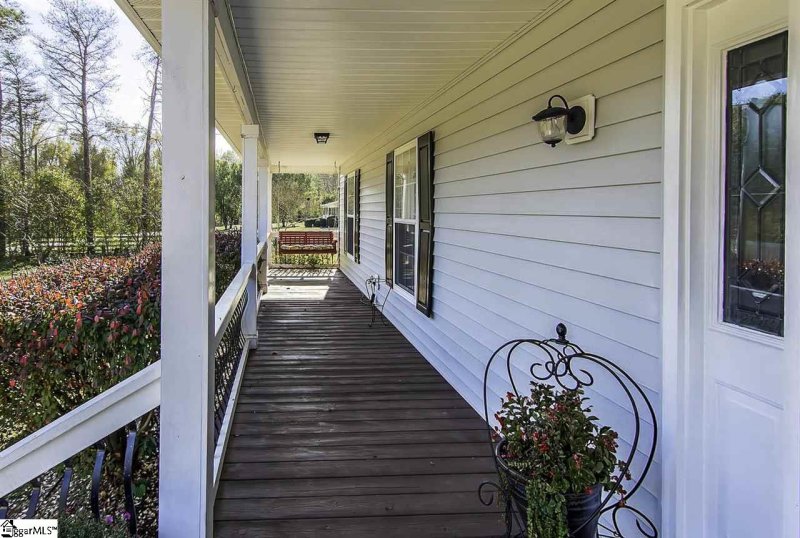 Property image 4 at 112 Kingswood Circle, Simpsonville, SC 29681