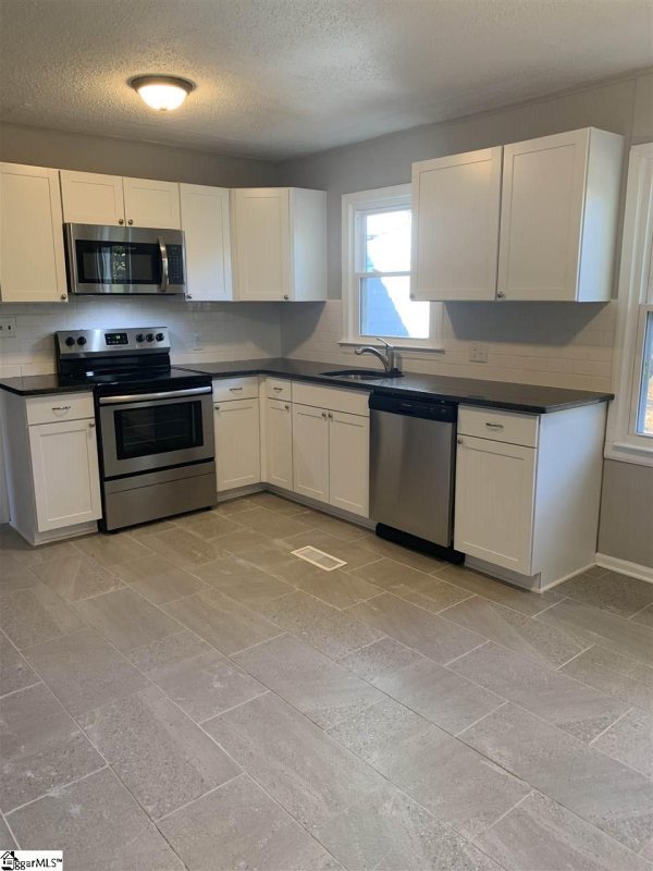 Property image 3 at 115 Havendale Drive, Fountain Inn, SC 29644