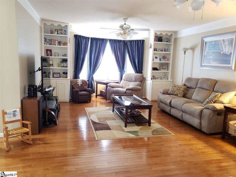 Property image 5 at 118 Meadow Hill Way, Taylors, SC 29687