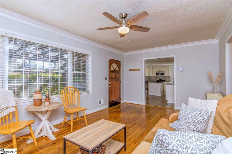 Property image 3 at 35 Conway Drive, Greenville, SC 29615