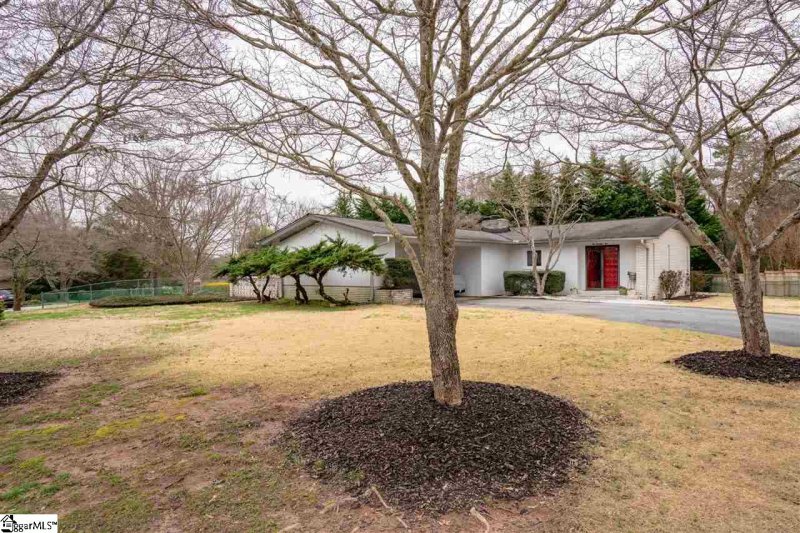 Property image 3 at 210 Woodbury Circle, Taylors, SC 29687