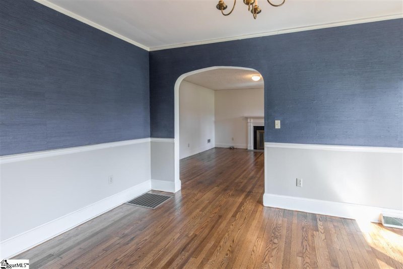 Property image 5 at 127 Knollwood Lane, Greenville, SC 29607