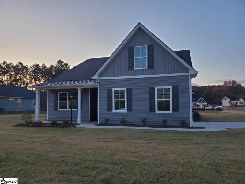 Property image 4 at 500 Coppice Court, Piedmont, SC 29673