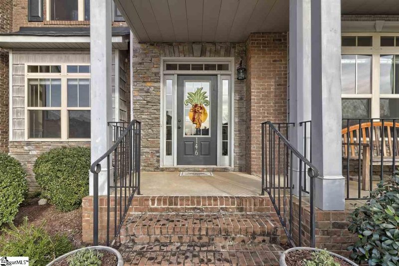 Property image 3 of 146 Creek Shoals Drive in Creekwood, Simpsonville, SC 29681