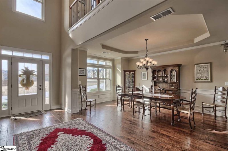 Property image 4 of 146 Creek Shoals Drive in Creekwood, Simpsonville, SC 29681