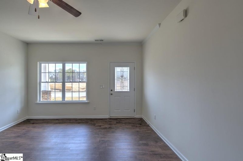 Property image 3 at 214 Addlestone Circle, Fountain Inn, SC 29644