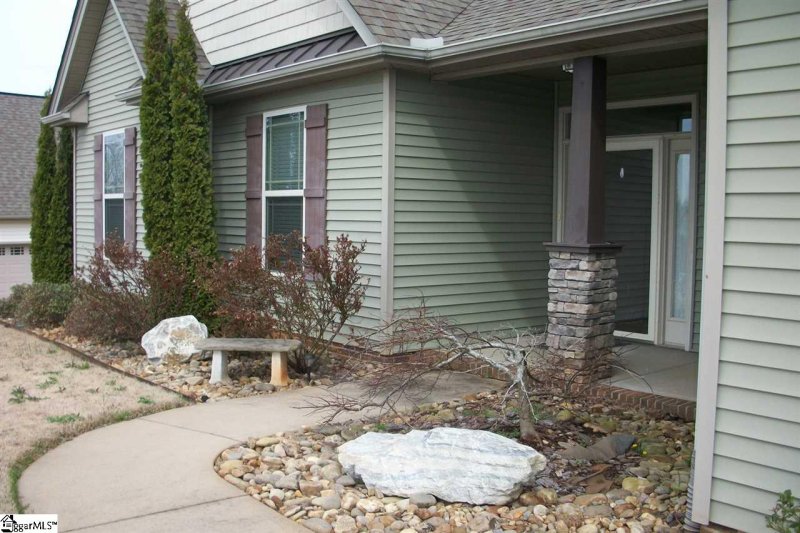 Property image 3 at 404 Jericho Ridge Trail, Easley, SC 29640