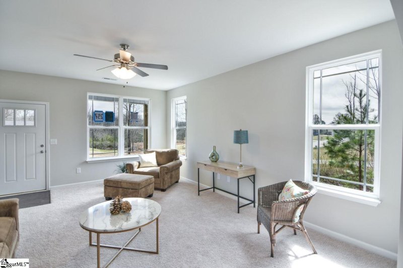 Property image 4 at 237 Redcoat Court, Simpsonville, SC 29680