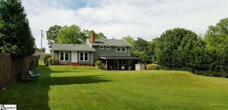 Property image 3 at 9 Primrose Lane, Greenville, SC 29607