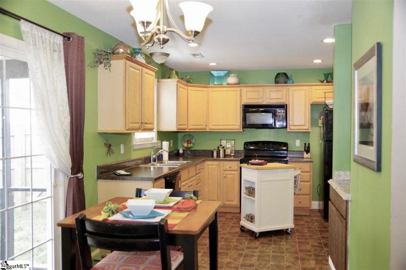 Property image 5 at 107 Falling Springs Court, Simpsonville, SC 29681