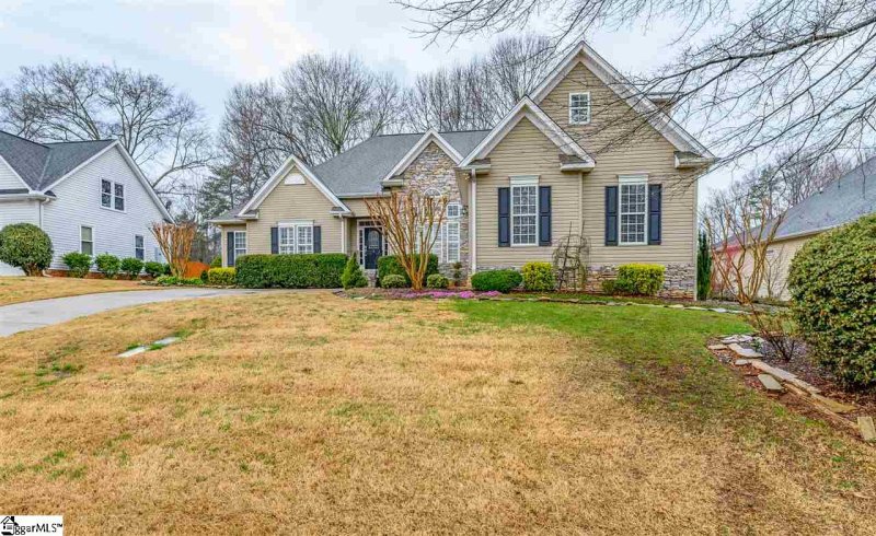 Property image 2 at 5 Rothesay Street, Simpsonville, SC 29681-4293