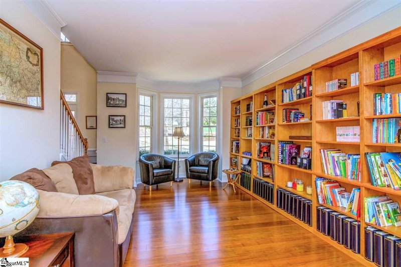 Property image 2 at 241 Yorkswell Lane, Greenville, SC 29607