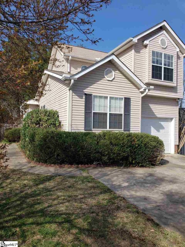 Property image 2 at 5 Lantern Lane, Greer, SC 29651-1255