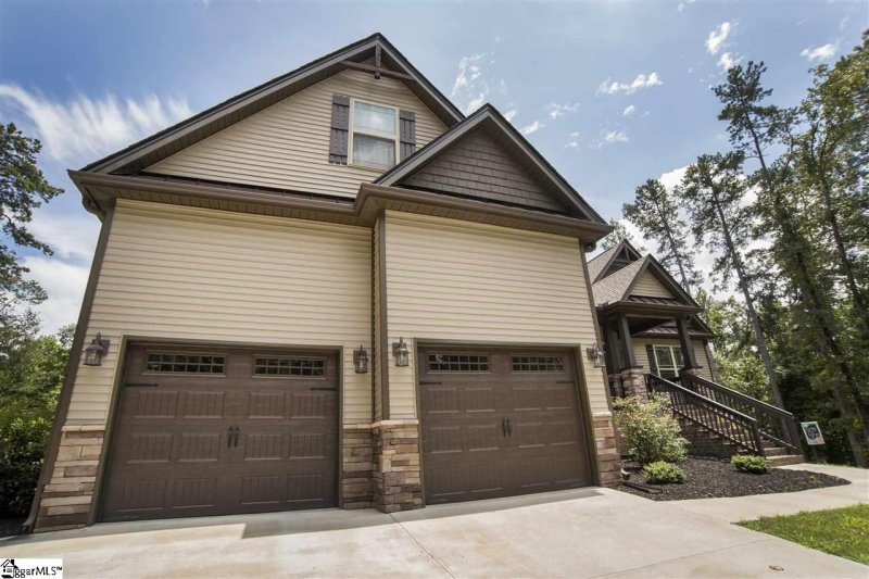 Property image 3 at 103 Pinnacle Pointe Drive, Seneca, SC 29672