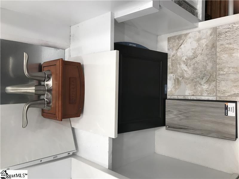 Property image 5 at 336 Autumn Glen Drive, Spartanburg, SC 29303