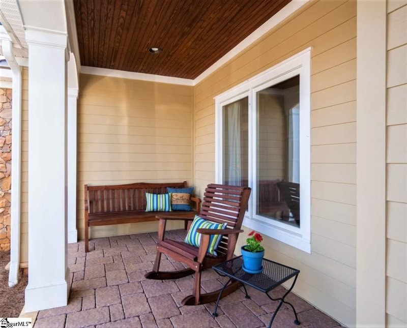 Property image 3 at 4 Henson Place, Greer, SC 29650-3273