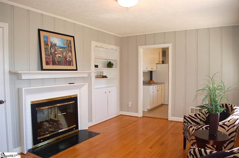 Property image 2 at 104 Edwards Road, Greenville, SC 29615-1239