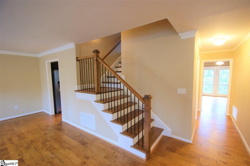 Property image 4 at 3 Sandringham Road, Taylors, SC 29687