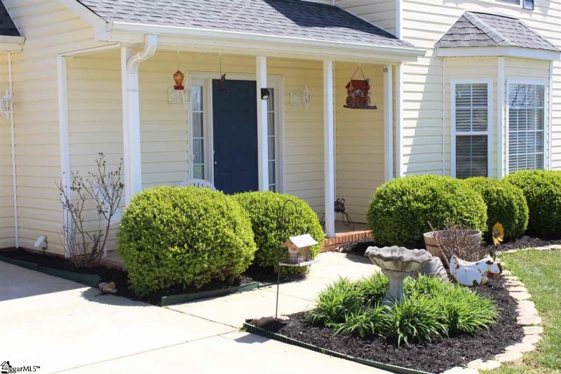 Property image 2 at 224 Andella Drive, Greer, SC 29651