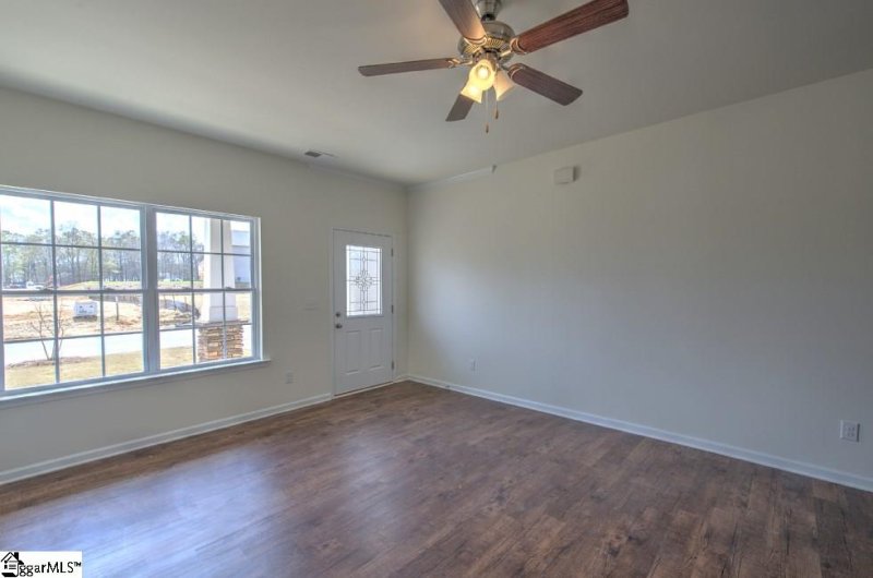 Property image 4 at 218 Addlestone Circle, Fountain Inn, SC 29644