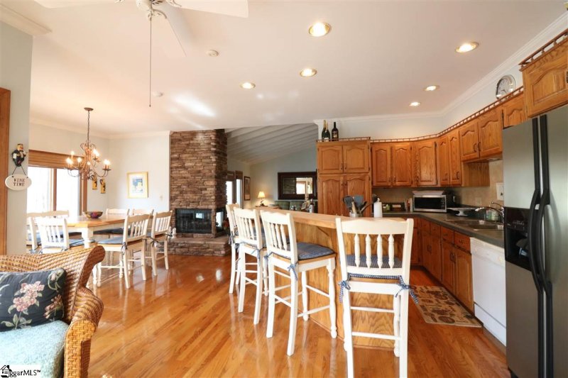 Property image 5 at 230 Royal Oaks Drive, Anderson, SC 29625