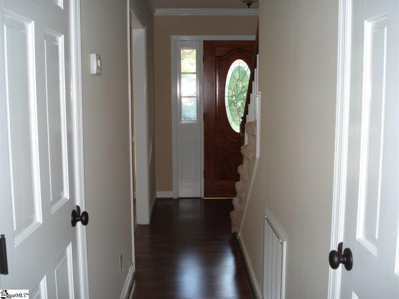 Property image 2 at 306 Woodgrove Trace, Spartanburg, SC 29301