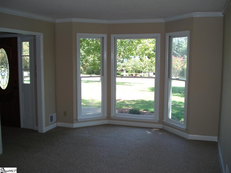 Property image 3 at 306 Woodgrove Trace, Spartanburg, SC 29301