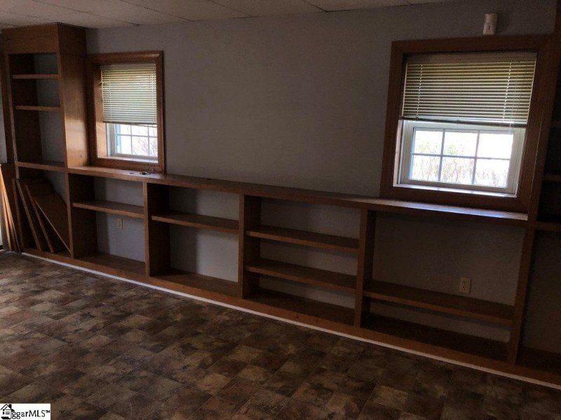 Property image 4 at 1 Spring Forest Road, Greenville, SC 29615
