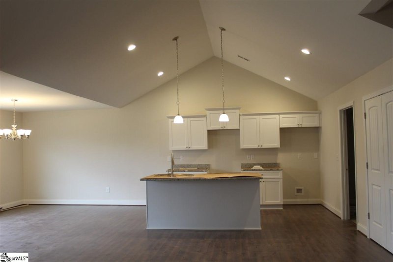 Property image 5 at 874 W Keepsake Lane, Inman, SC 29349