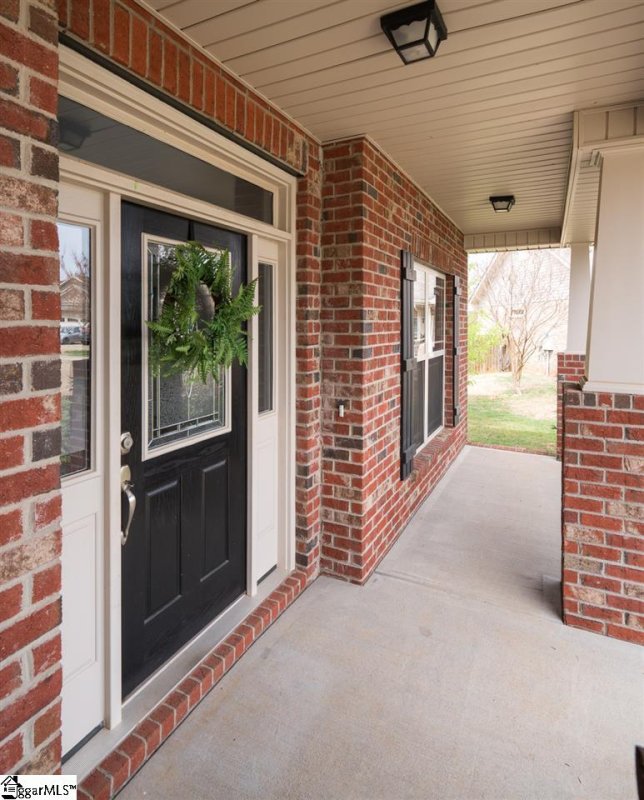 Property image 3 at 5 Manatee Court, Simpsonville, SC 29681