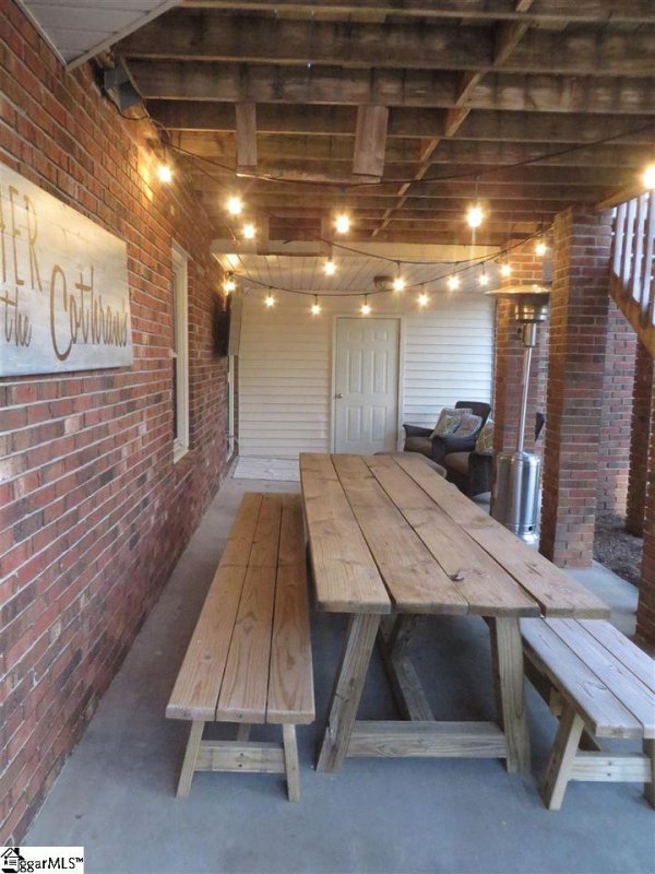 Property image 3 at 106 Chestnut Oaks Circle, Simpsonville, SC 29681