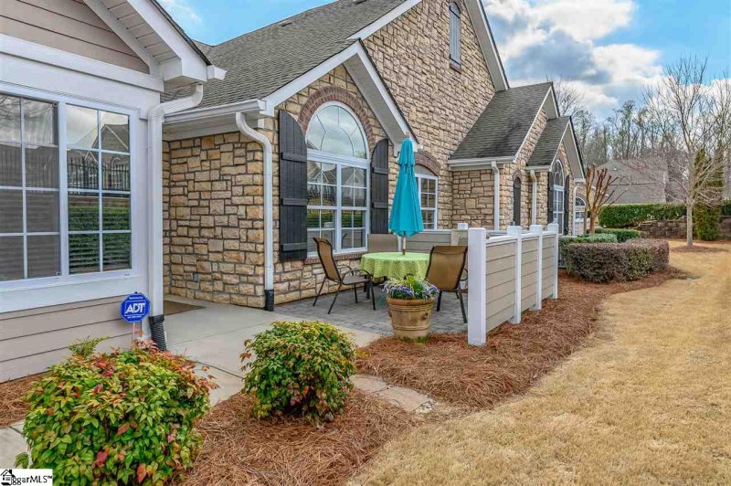 Property image 3 at 23 Fudora Circle, Simpsonville, SC 29681-5674