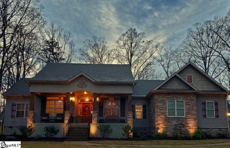 Property image 3 at 1204 Boiling Springs Road, Greer, SC 29650